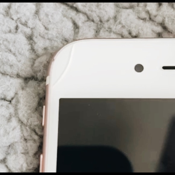 Unlocked iphone 6s + Wildflower case - Picture 7 of 7